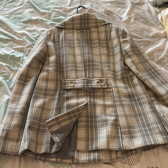Old navy white and gray plaid pea coat (NWOT) - Picture 2 of 5
